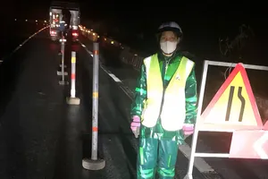 Quốc lộ 1 qua Đèo Ngang xuất hiện vết nứt hàng chục mét