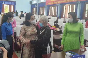  TP.HCM phong tặng, truy tặng danh hiệu Bà mẹ Việt Nam anh hùng cho 23 mẹ