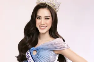 Hoa hậu Đỗ Thị Hà nhiễm COVID-19, dàn Hoa, Á hậu... động viên