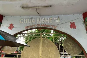 Báo cáo vụ Chùa Nghệ sĩ bị đổi tên lên UBND TP.HCM