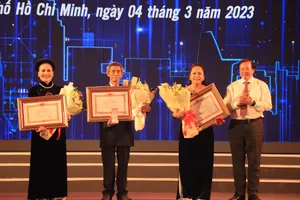 Trao tặng danh hiệu Nghệ nhân Nhân dân cho 3 nghệ nhân tại TP.HCM 