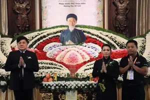 NSND Ngọc Giàu, Lệ Thủy... nghẹn ngào tưởng nhớ NSND Diệp Lang