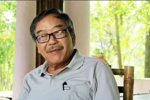 Nhạc sĩ, nhà thơ Đynh Trầm Ca nhập viện 