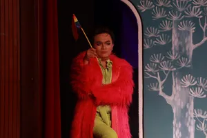 Đại Nghĩa biến hoá đầy màu sắc trong vở 'Sắc màu'