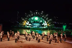 'Dòng sông kể chuyện': Không chỉ là một show nghệ thuật