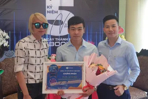 Chàng trai 20 tuổi đạt giải nhất cuộc thi viết nhân kỷ niệm 5 năm thành lập Sbooks 