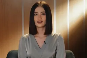 Hoa hậu Ý Nhi đăng clip xin lỗi khán giả, thông báo đi du học Úc