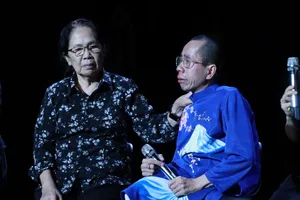 Đức, người em trong cặp song sinh Việt - Đức cùng khán giả nghẹn ngào với bộ phim tặng anh hai