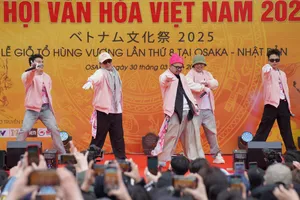 Tiến Luật, Duy Khánh cùng các anh tài khuấy động Lễ hội văn hóa Việt Nam tại Nhật 