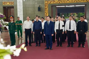 Lãnh đạo, nguyên lãnh đạo Đảng, Nhà nước viếng GS.TS Phan Lương Cầm