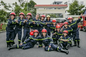 Lộ diện 12 nghệ sĩ nhập vai lực lượng công an trong 'Chiến sĩ quả cảm'