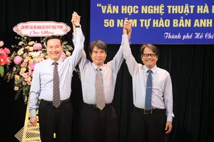 50 năm văn học nghệ thuật Hà Nội - Huế - TP.HCM: Tự hào bản anh hùng ca