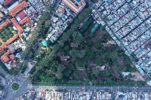 Biểu tượng phòng chống dịch COVID-19: Thể hiện sự tri ân và hồi sinh 