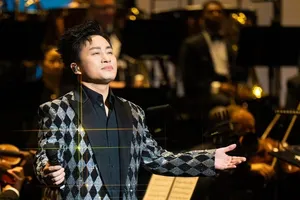 Ca sĩ Tùng Dương: 'Chấn chỉnh nghệ sĩ lệch chuẩn văn hoá là cần thiết'