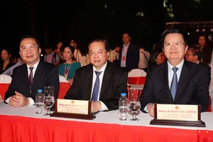 Phó Thủ tướng Mai Văn Chính dự khai mạc Liên hoan phim Việt Nam 2025