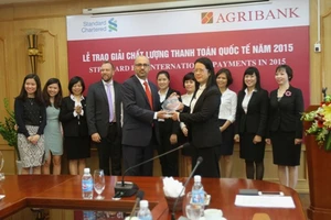 Agribank nhận giải Chất lượng thanh toán quốc tế năm 2015