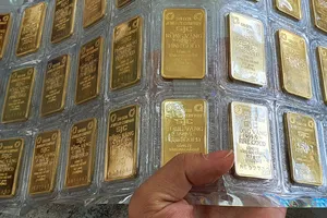 'Người trong cuộc' bật mí chuyện đấu thầu vàng miếng 