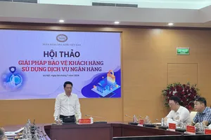 Sáng nay, Phó Thống đốc lên tiếng về xác thực sinh trắc học để chuyển tiền 