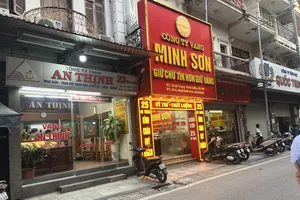 Diễn biến lạ lùng, khó hiểu trên thị trường vàng miếng SJC