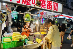 Chợ đêm Lục Hợp – bản hòa tấu của những thanh sắc truyền thống Đài Loan