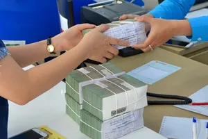 Ép khách mua bảo hiểm khi vay tiền có thể bị phạt 500 triệu đồng 