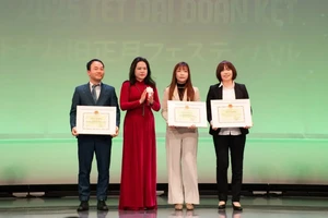 Chương trình 'Xuân quê hương' được tổ chức tại Nhật và Thụy Điển 