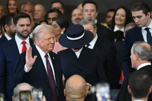 Tổng Bí thư, Chủ tịch nước và Thủ tướng Việt Nam chúc mừng Tổng thống Hoa Kỳ Donald Trump 