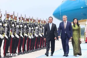 Tổng Bí thư Tô Lâm đến Jakarta bắt đầu chuyến thăm cấp Nhà nước Cộng hòa Indonesia