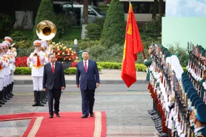 Việt Nam bắn 21 phát đại bác đón Tổng Bí thư, Chủ tịch Trung Quốc Tập Cận Bình