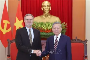 Tổng Bí thư Tô Lâm tiếp Đại sứ Cộng hòa Pháp tại Việt Nam Olivier Brochet