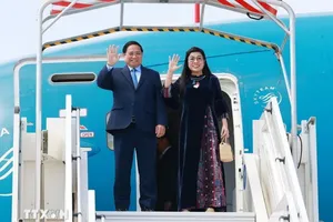 Thủ tướng Phạm Minh Chính tới Nice, bắt đầu chuyến công tác tại Cộng hòa Pháp