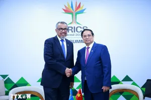 Thủ tướng Phạm Minh Chính đề nghị WHO hỗ trợ Việt Nam phát triển y tế cộng đồng bền vững