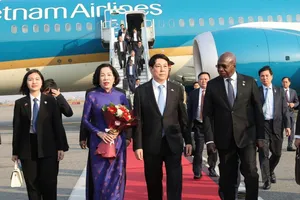 Chủ tịch nước Lương Cường bắt đầu chuyến thăm cấp Nhà nước Cộng hòa Angola