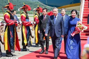 Tổng Bí thư Tô Lâm và Phu nhân tới Seoul, thăm cấp Nhà nước Hàn Quốc