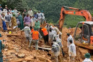 Lào, Cuba gửi điện thăm hỏi, thư chia buồn về thiệt hại do bão số 10 gây ra