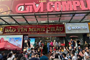 Giá vàng thế giới tăng mạnh 