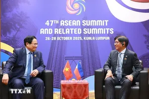 Thủ tướng Phạm Minh Chính gặp Tổng thống Philippines và Thủ tướng Thái Lan