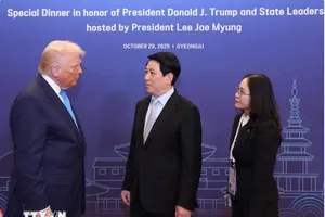 Chủ tịch nước gặp Tổng thống Hoa Kỳ và lãnh đạo cấp cao các nước dự APEC 2025