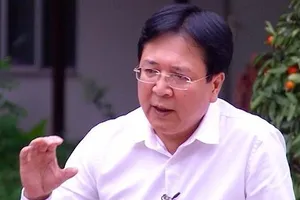 Cấm 5 ca khúc: “Tôi đã nói anh em phải xem lại mình“