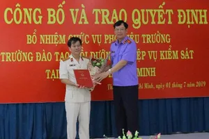 Một kiểm sát viên trung cấp được bổ nhiệm làm Hiệu phó