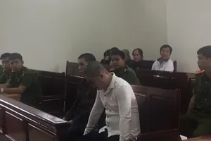 Gây ra 10 vụ cướp, 2 thanh niên nhận 16 năm tù