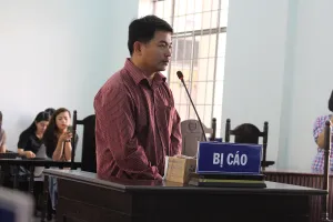 Rửa hơn 3.000 kg củ cải bằng hóa chất, lãnh án tù