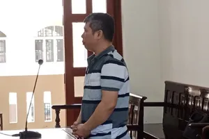 Bị 20 năm tù vì mua ma túy về bán lẻ cho người nghiện 