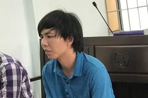 9X dùng dao kề cổ tài xế xe ôm công nghệ cướp bất thành