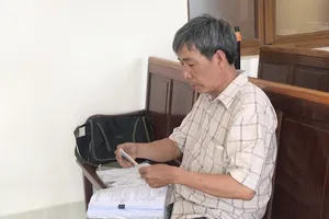 Bị đơn xin đổi thẩm phán vì cho rằng là bà con của nguyên đơn