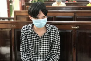 Lãnh 3 năm tù vì lên mạng mua tiền giả bán kiếm lời