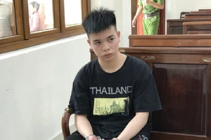 'Yêu' bé gái 4 lần, bị cáo lãnh 8 năm tù