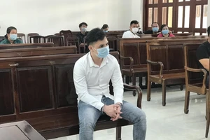 Đi hòa giải giúp bạn rồi gây án mạng