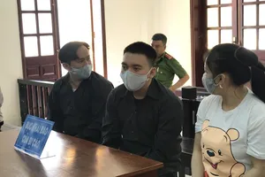 Hoãn xử vụ cô gái bị đánh đến sảy thai vì vắng bị hại