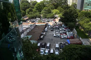 Đất vàng và sự 'rò rỉ' nguồn lợi 